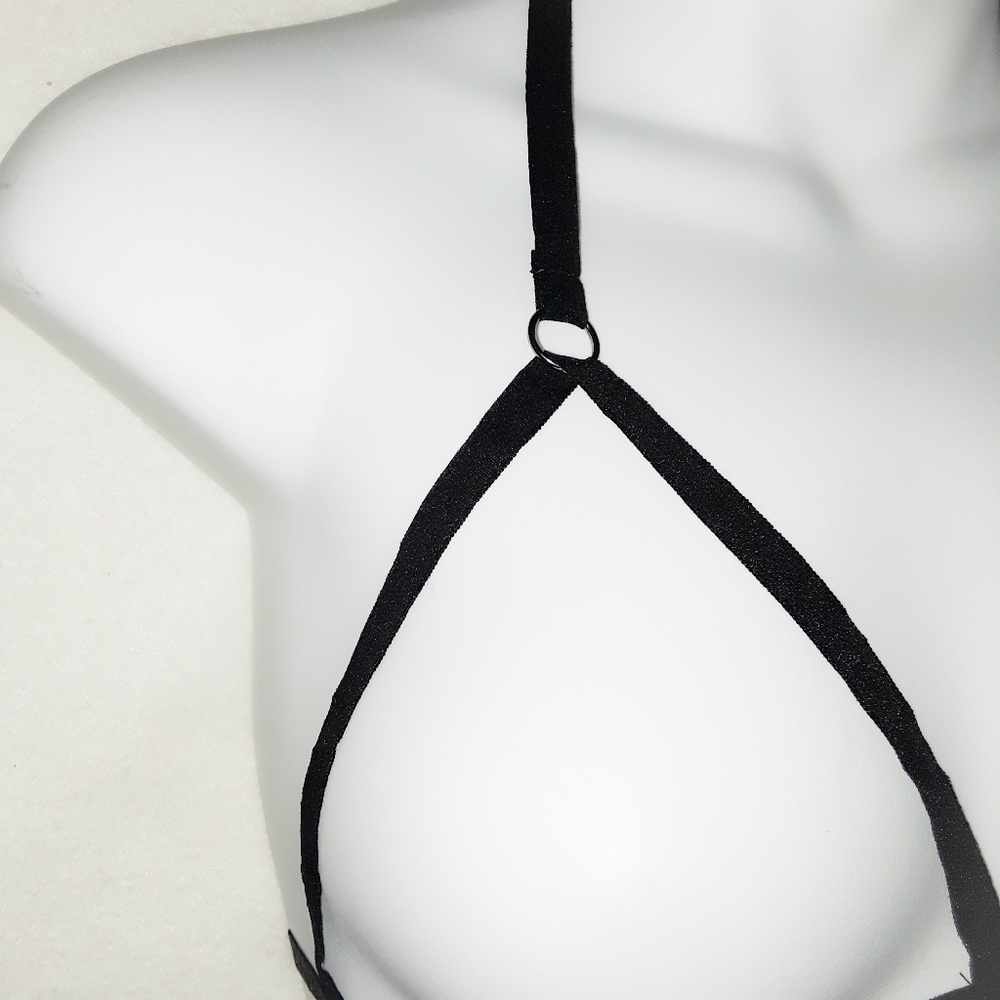 Black Strappy & Sexy Hollow Out Harness Bralette - Picture 3 of 6